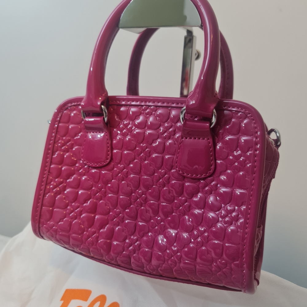 NEW Folli Follie Crossbody Heart❤Textured Bag - Picture 4 of 13